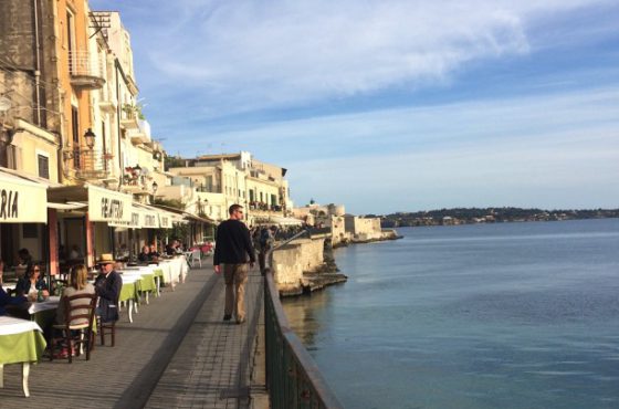 Eminently strollable