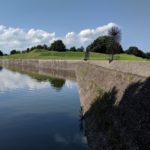 Those are not trees. The citizens of Naarden prefer you take another route to get into town...