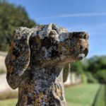 Dog statue at Villandry