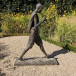 The Villandry Sun garden had a number of statues that looked like they were straight out of The Witness. Kind of creepy...